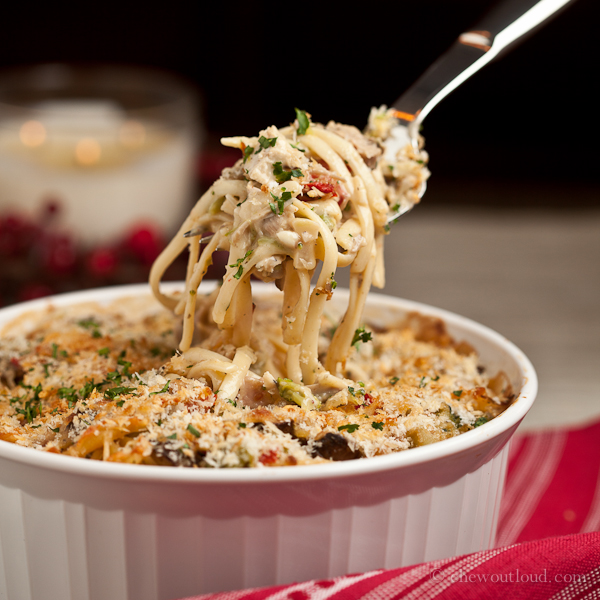 A bowl of Chicken Tetrazzini