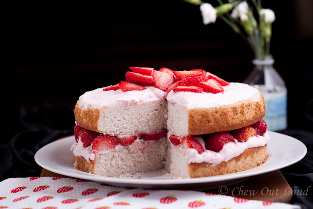 Strawberry Cake with Cream Cheese Frosting