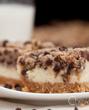 Chocolate Chip Cookie Cheesecake Bars