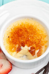 creme brulee in a dish