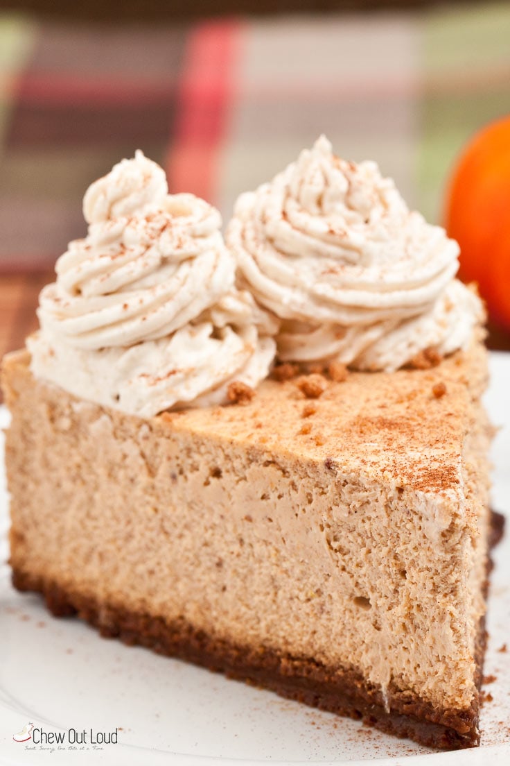 pumpkin cheesecake with whipped cream
