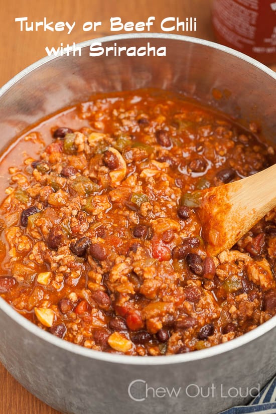 Hearty chili with Sriracha 3