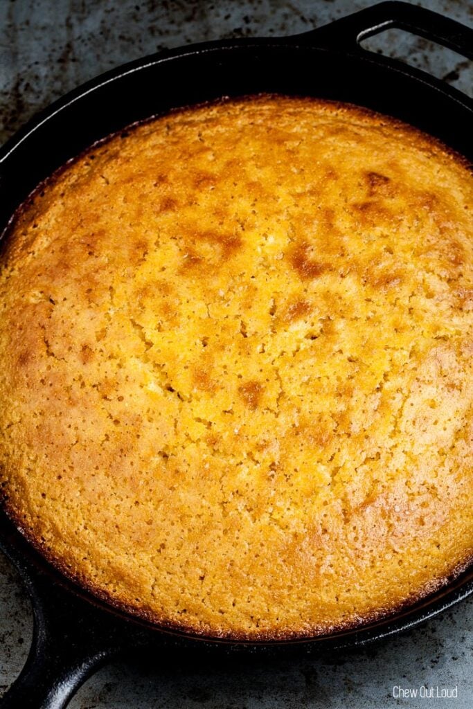 sweet cornbread, honey cornbread, skillet cornbread