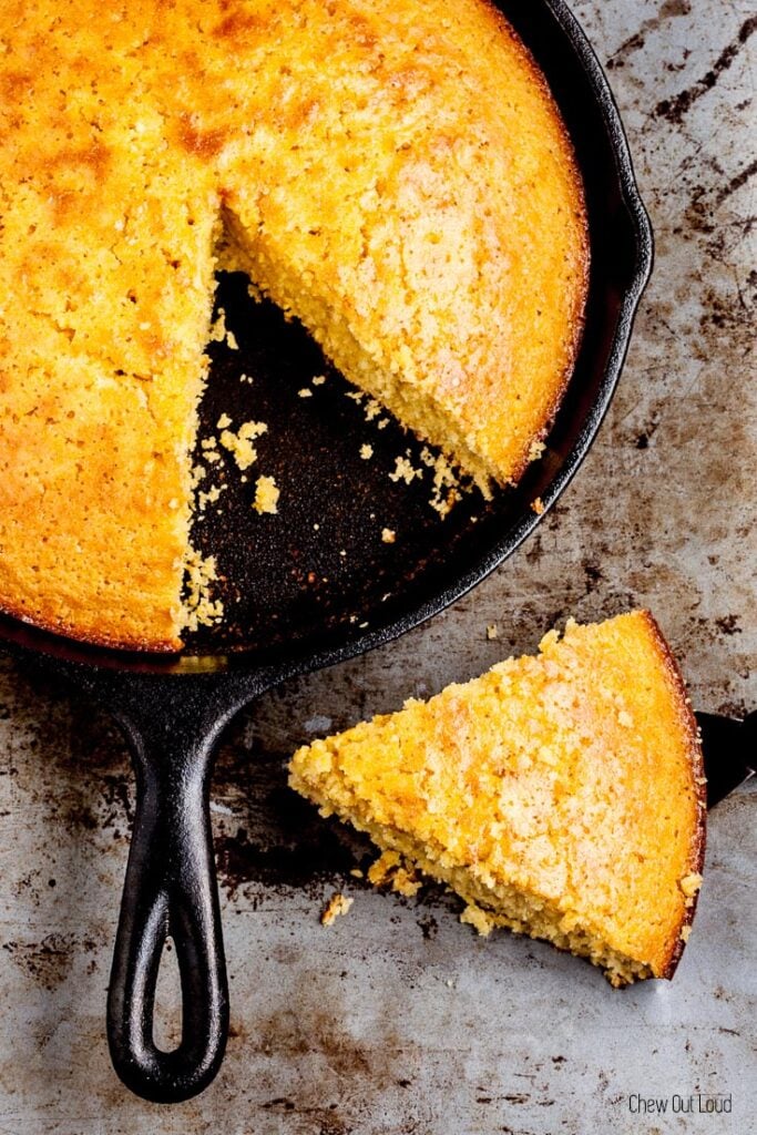 honey cornbread, sweet cornbread, skillet cornbread