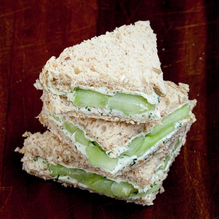 Cucumber Sandwiches with Cream Cheese and Lemon 