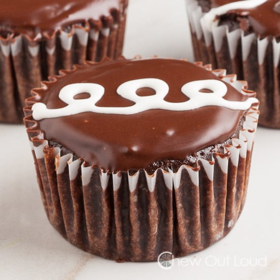 chocolate cream cupcakes