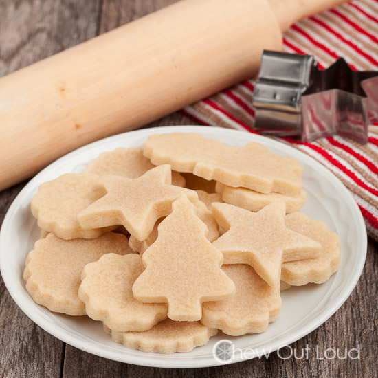 vanilla almond cookies, cut-out cookies, vanilla almond cut-out cookies
