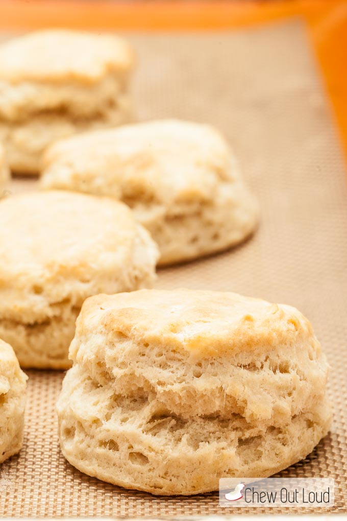 buttermilk-biscuits-3