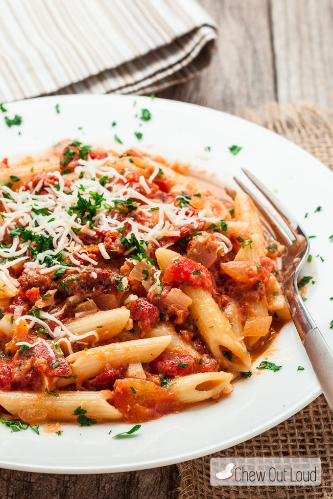 Penne-with-Sun-Dried-Tomato-Vodka-Sauce-2