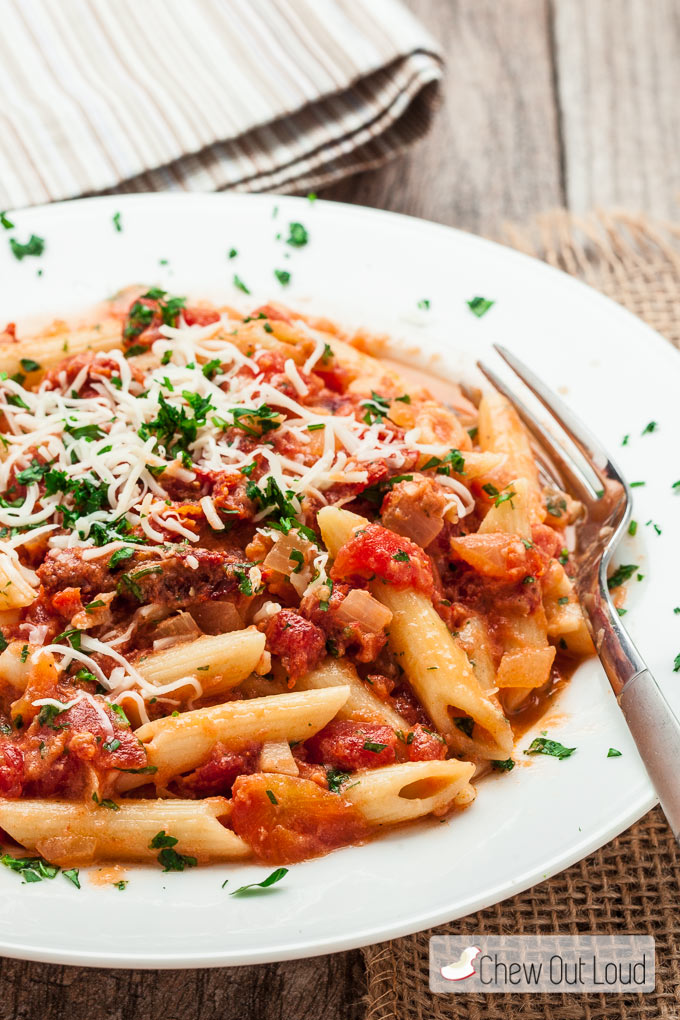 Penne-with-Sun-Dried-Tomato-Vodka-Sauce-2