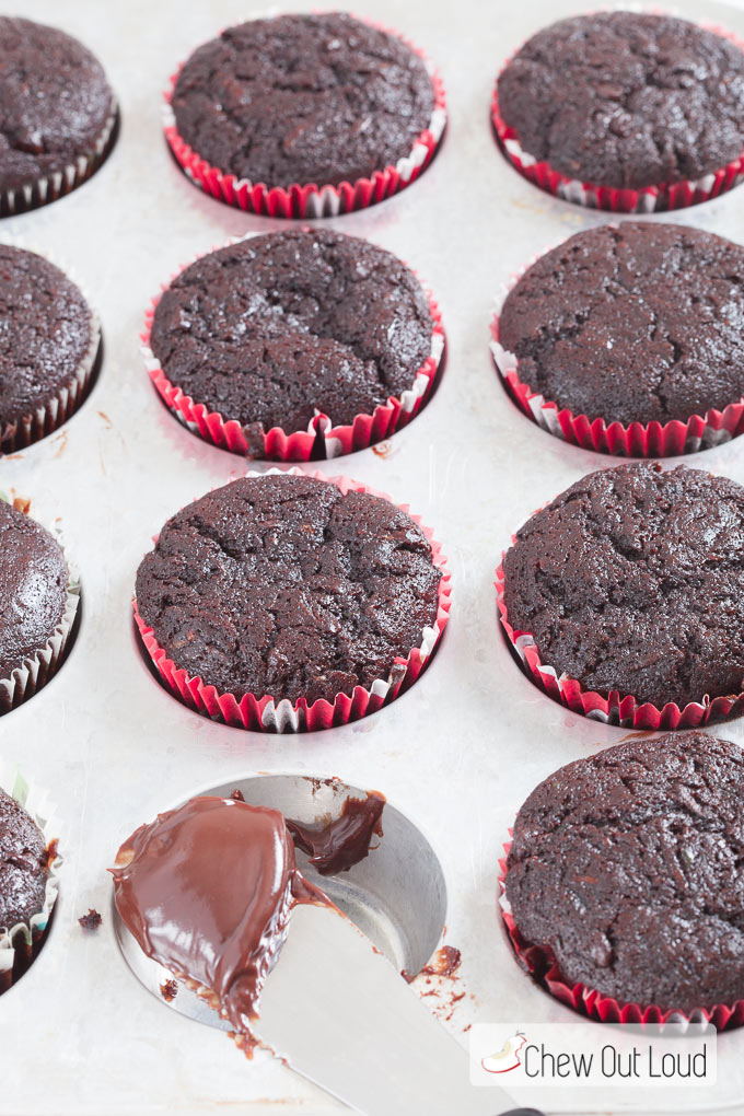 chocolate-zucchini-cupcakes