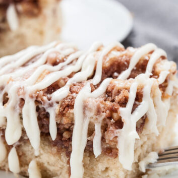 Cinnamon Roll Coffeecake