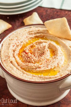 Roasted Garlic Hummus Dip