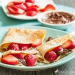 Sweet Crepes with Strawberries and Nutella
