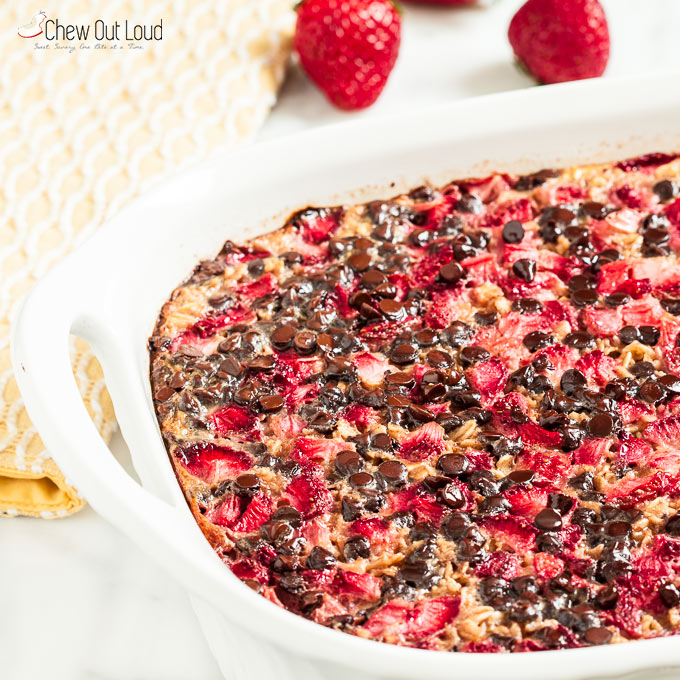 strawberry chocolate baked oatmeal 2