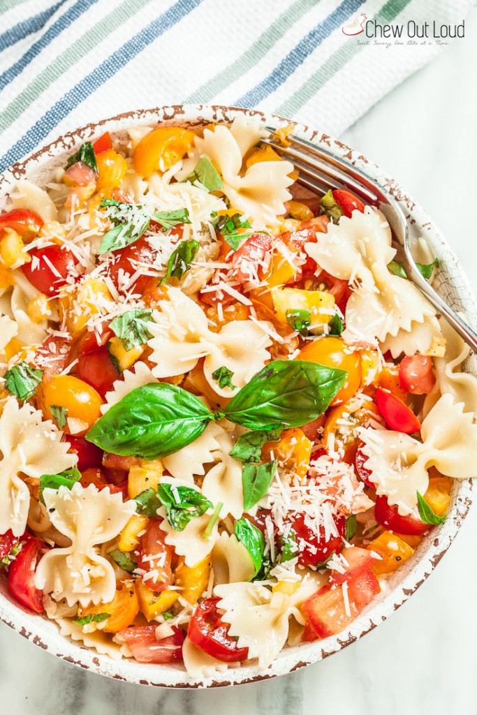 No - Cook Tomato Sauce with Pasta and Chopped Basil