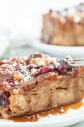 Bread of Pumpkin Pudding with Caramel Sauce