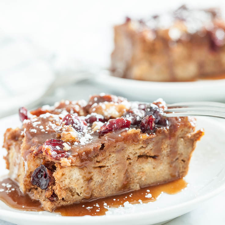 Bread of Pumpkin Pudding with Caramel Sauce