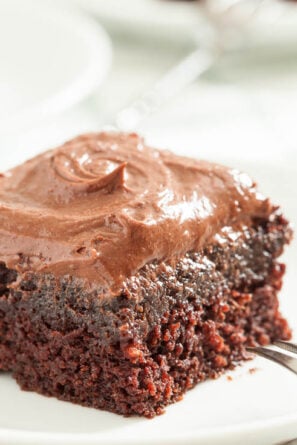 chocolate dump cake recipe, chocolate cake recipe