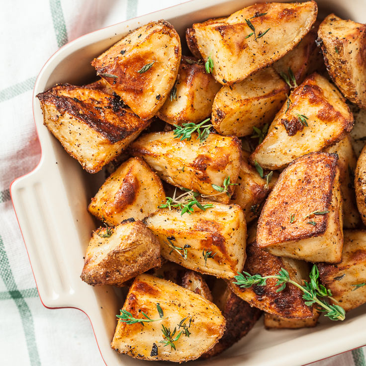 Garlic Herb Roasted Potatoes - Chew Out Loud
