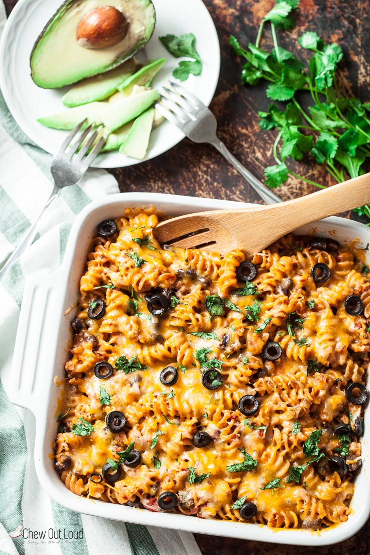 25-Minute Healthy Mexican Pasta Bake 2