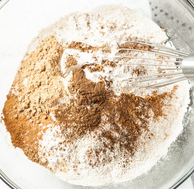 gingerbread dry ingredients in a bowl.