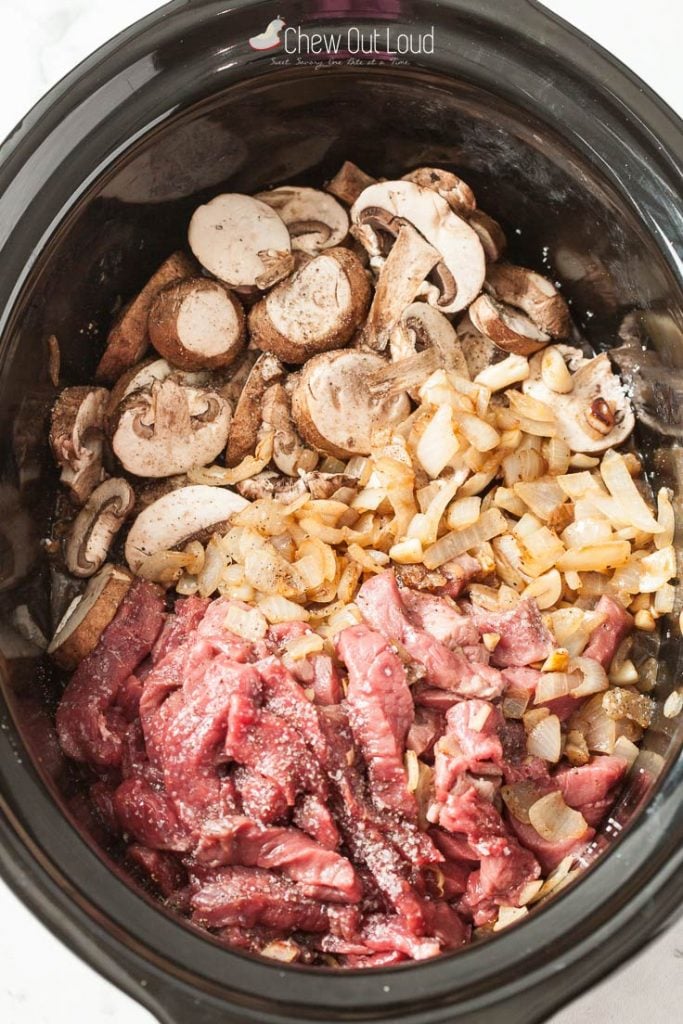 slow cooker beef stroganoff