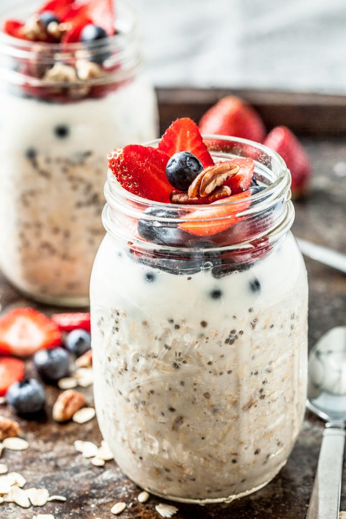 overnight oats recipe in a jar with berries