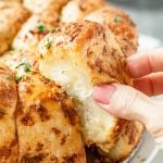 Parmesan Garlic Pull - Apart Bread-Rolls