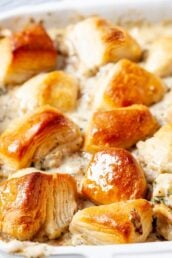 biscuits and gravy casserole