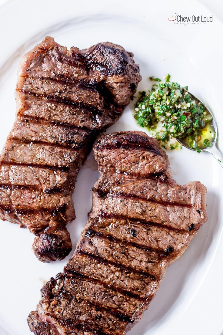 steak with chimichurri sauce