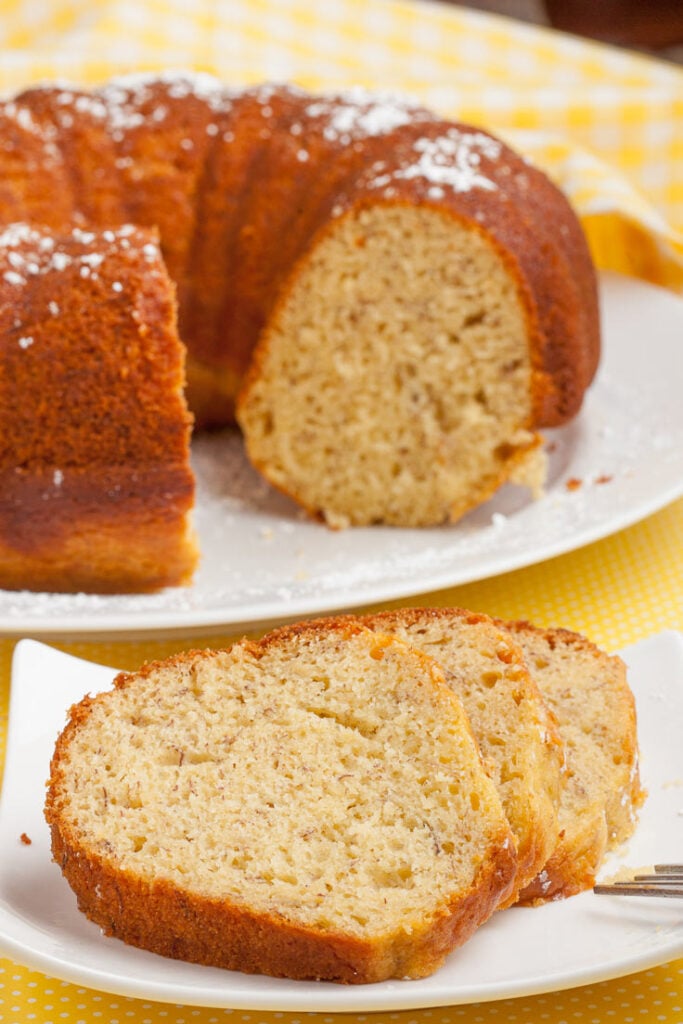 Banana Pudding Cake Slices