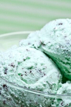 Mint Chip Ice Cream, Mint Chocolate Chip Ice Cream, Ice Cream Recipe, Homemade Ice Cream