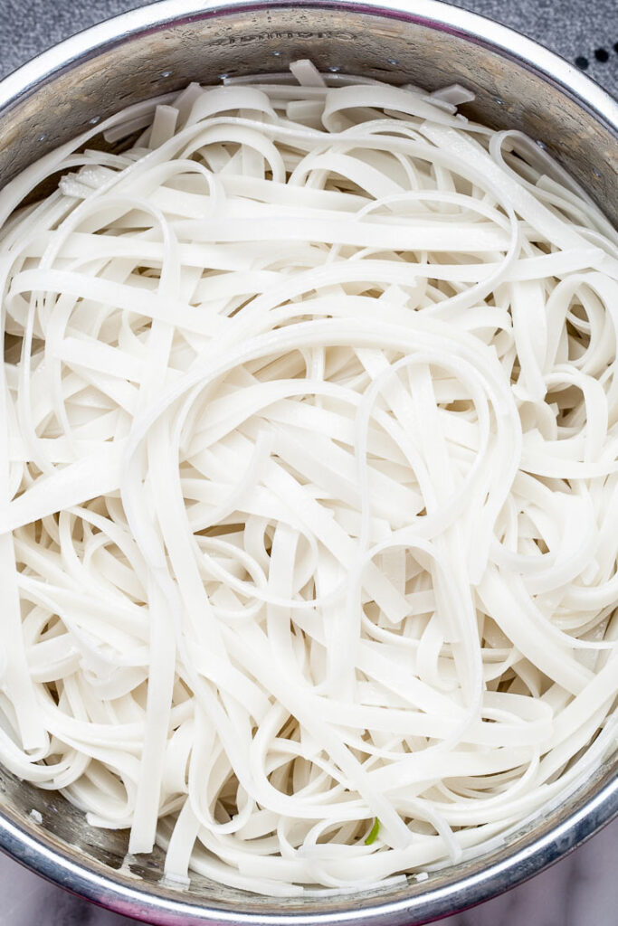 Thai Noodles Pad See Ew in bowl