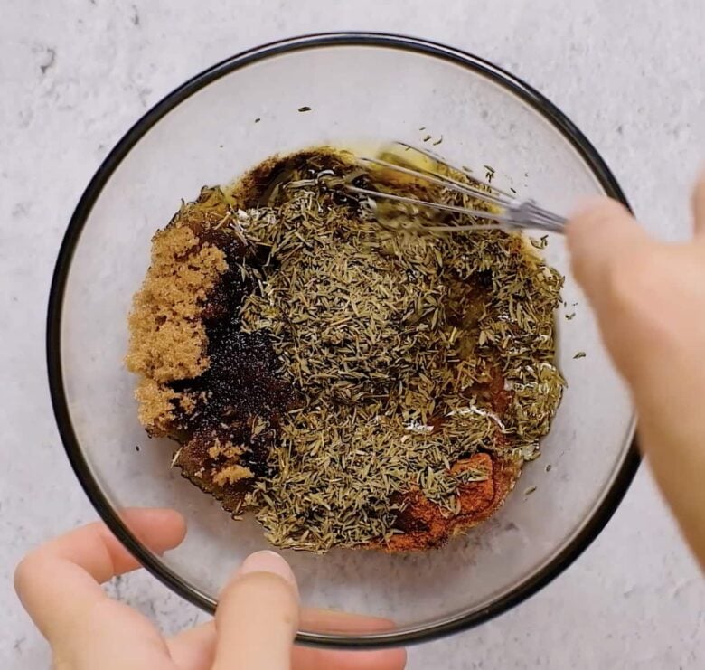 jerk chicken spices in a bowl.