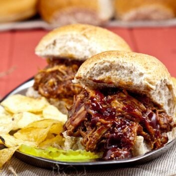 BBQ Pulled Chicken on buns