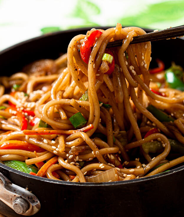 lo mein noodles in a pan