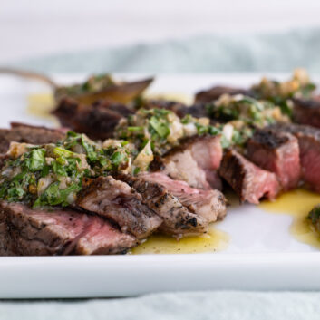 steak with chimichurri sauce