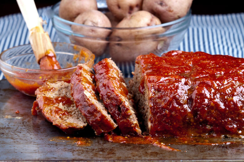 sliced juicy meatloaf ready to serve