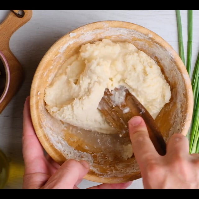 water and flour mixed together for scallion pancakes.