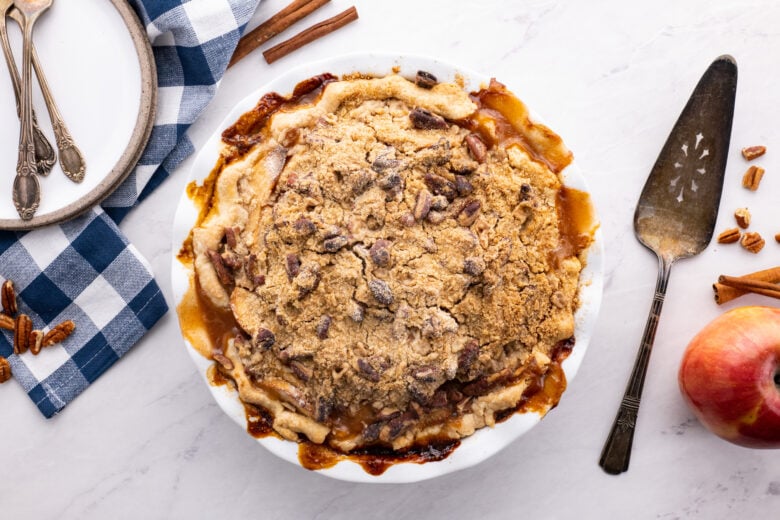 Dutch Apple Pie in Pie Pan