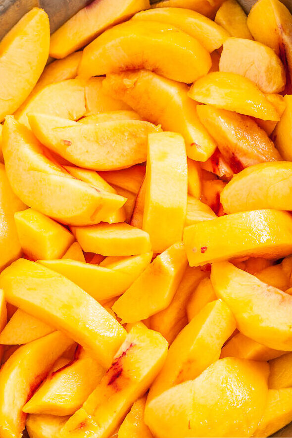 sliced peaches