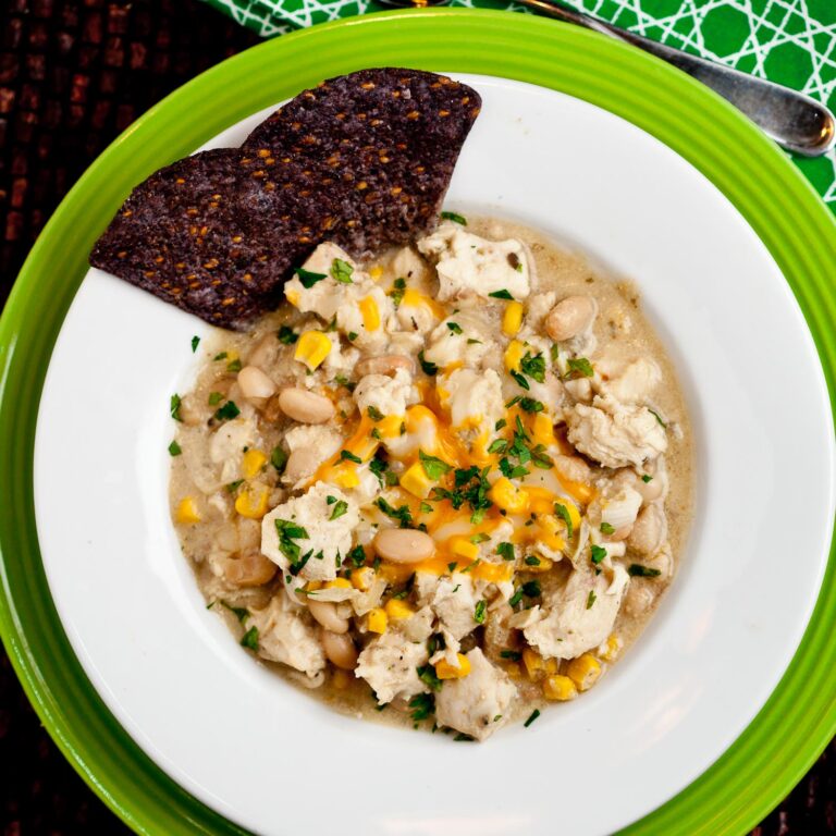 Crockpot White Bean Chicken Chili Recipe