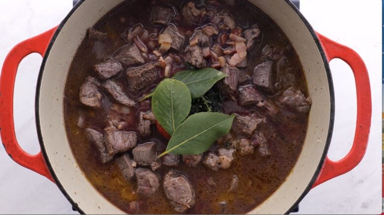 Boeuf Ingredients Simmering