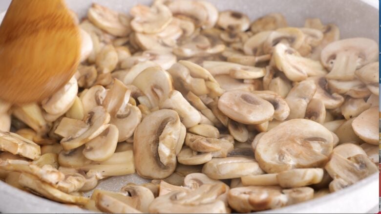 Boeuf Mushrooms Cooking