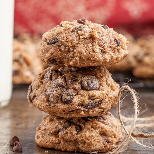 Oatmeal Chocolate Quinoa Breakfast Cookies