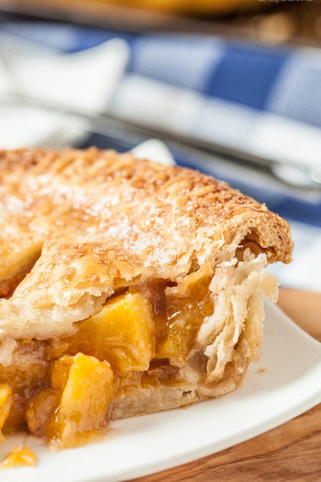 peach pie with butter crust