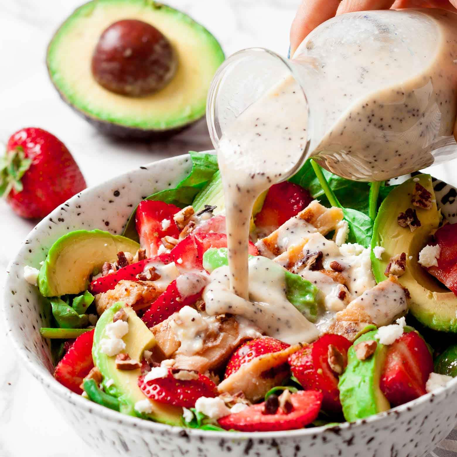 Strawberry Avocado Chicken Salad (Healthy Poppyseed Dressing) Strawberry Avocado Chicken Salad (Healthy Poppyseed Dressing)