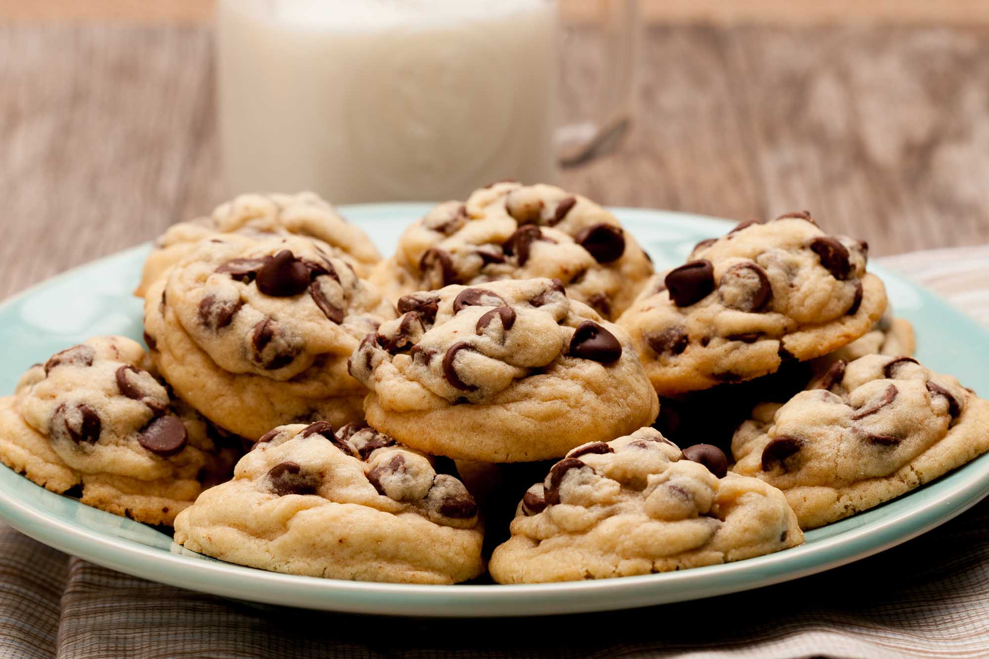 Levain Chocolate Chip Cookies | Chew Out Loud
