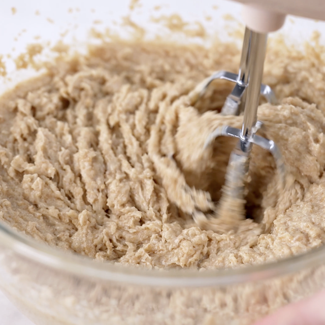 Sugars being creamed.